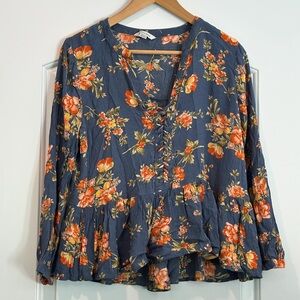 ⚫️ American Eagle Blue Floral Lace-Up Blue Top Size Medium